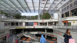 FigAt7th shopping center in Los Angeles